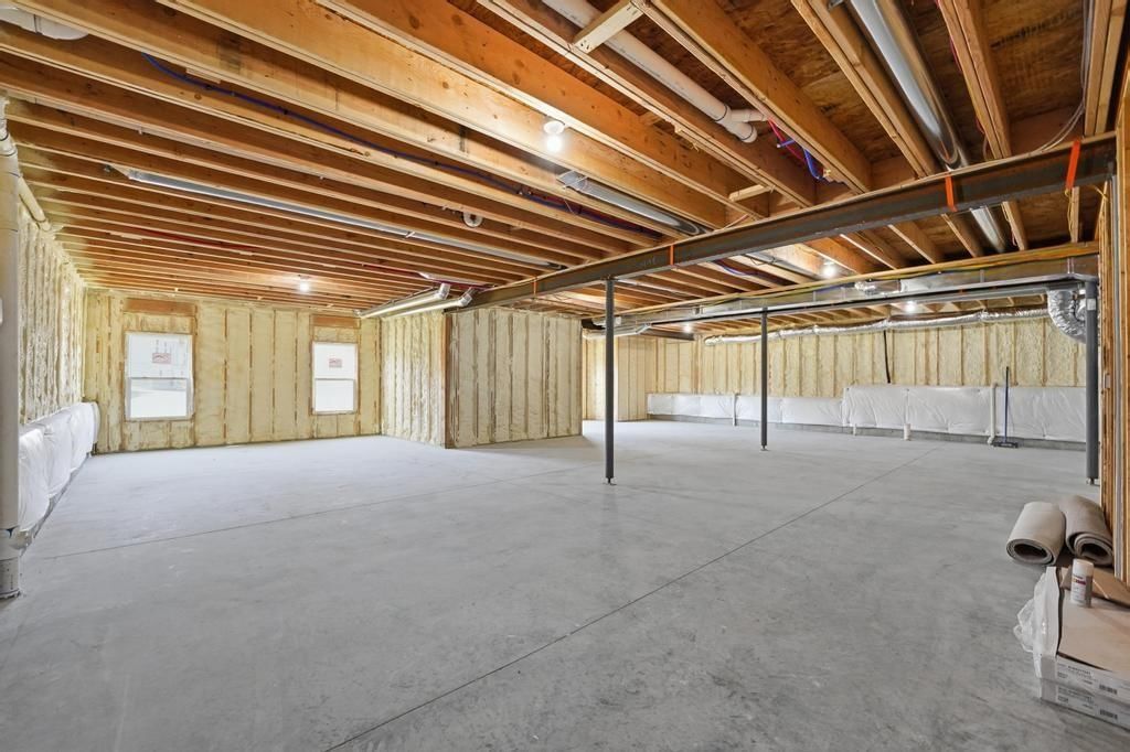 10022 N Oakland Avenue — photo 45