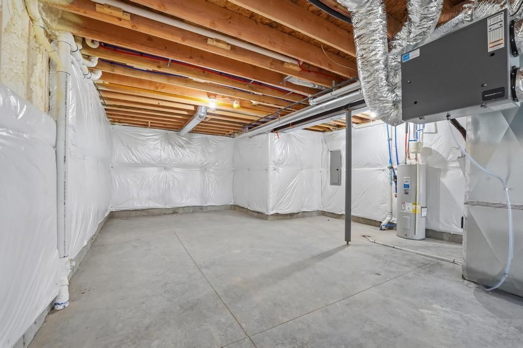 10022 N Oakland Avenue — photo 48