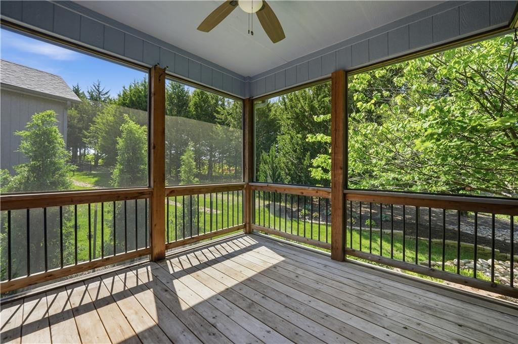 9892 Hollis Lane — photo 40