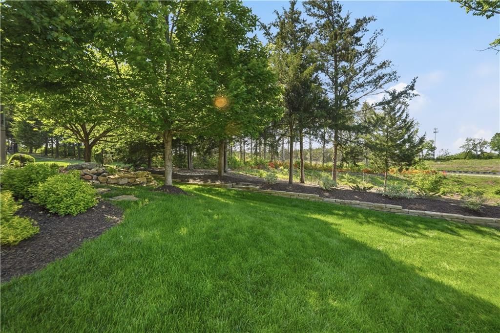 9892 Hollis Lane — photo 41