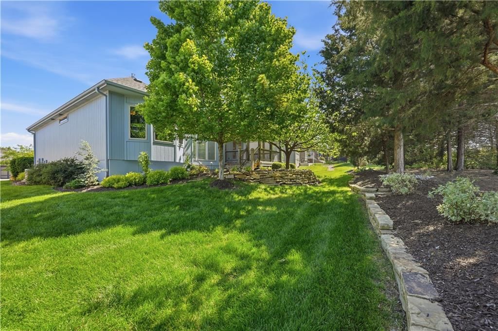 9892 Hollis Lane — photo 42