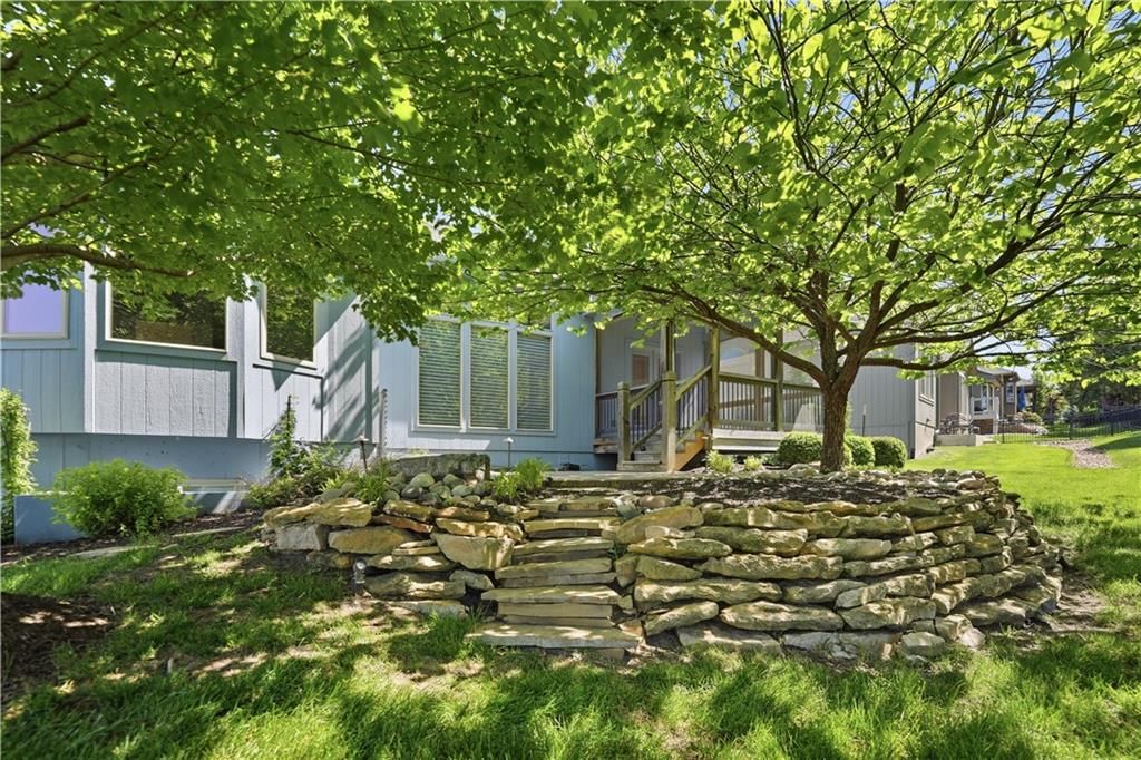 9892 Hollis Lane — photo 43