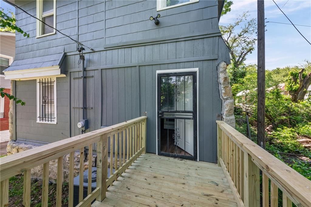 4607 Olive Street — photo 33