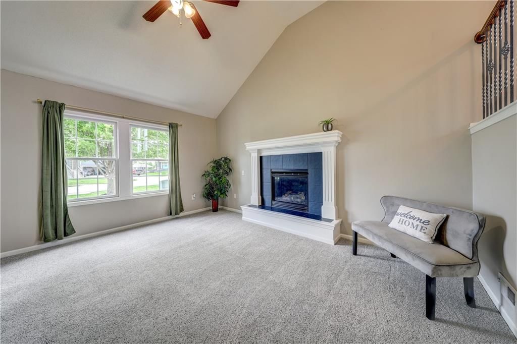 3725 N 152nd Court — photo 3
