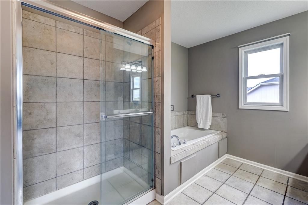 3725 N 152nd Court — photo 12