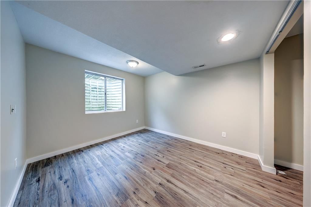 3725 N 152nd Court — photo 20