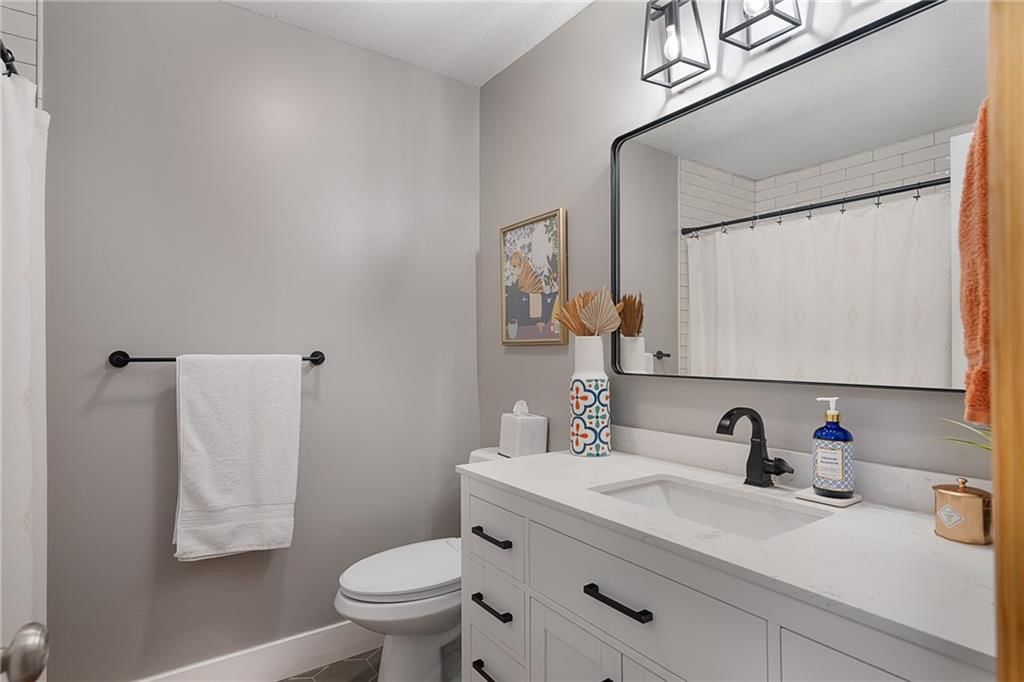 2913 Chisholm Drive — photo 23
