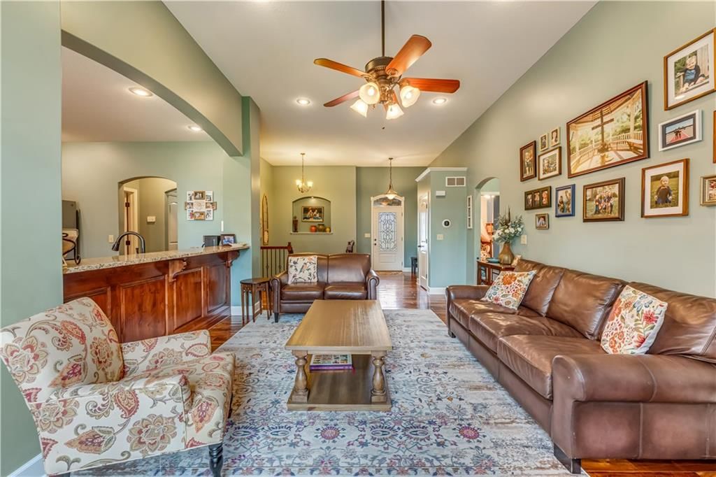 1230 Austin Court — photo 18