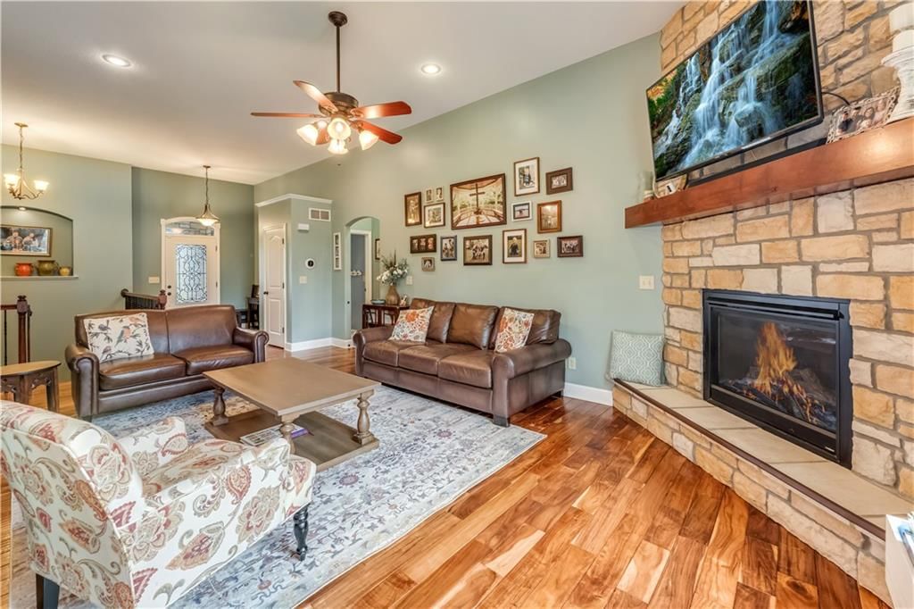 1230 Austin Court — photo 21