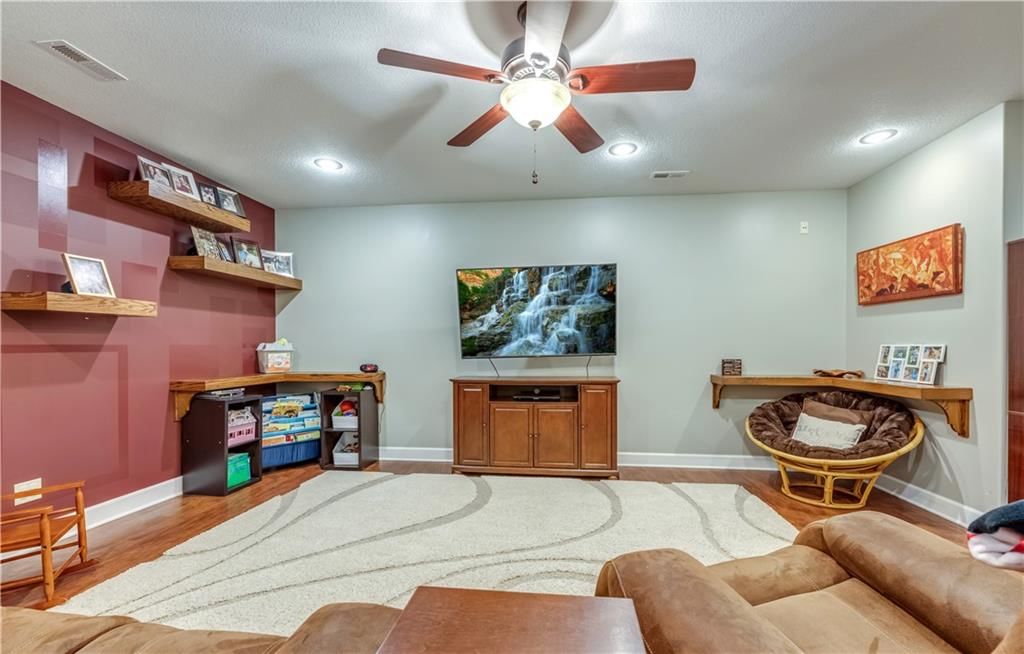1230 Austin Court — photo 63