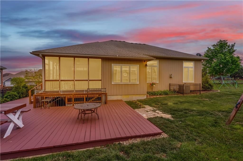1230 Austin Court — photo 82
