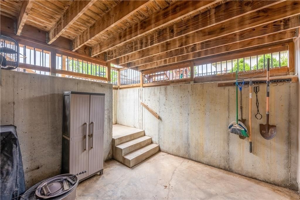 1230 Austin Court — photo 88