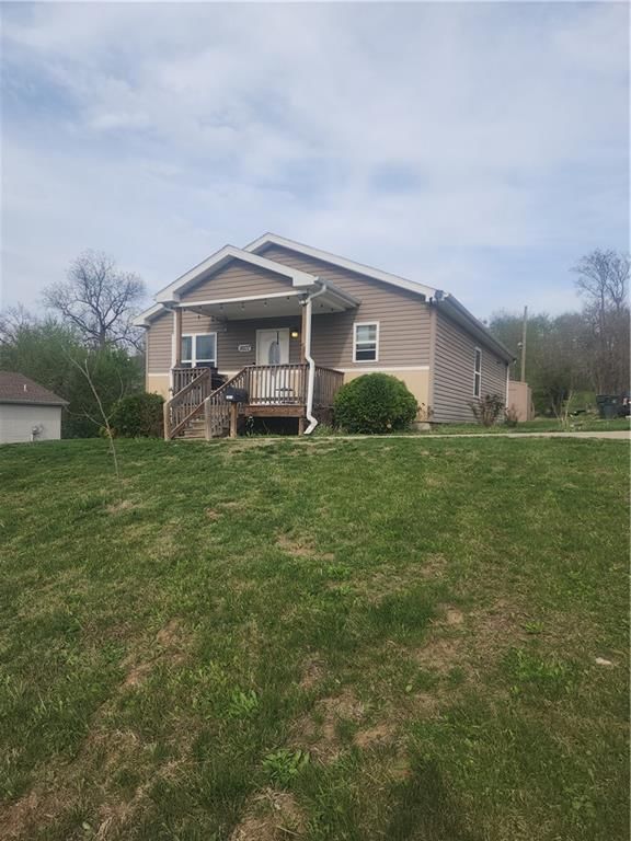 1607 S 14th Street, St Joseph, MO