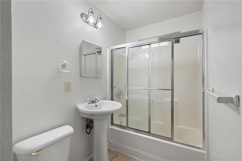 11115 Winchester Avenue — photo 12