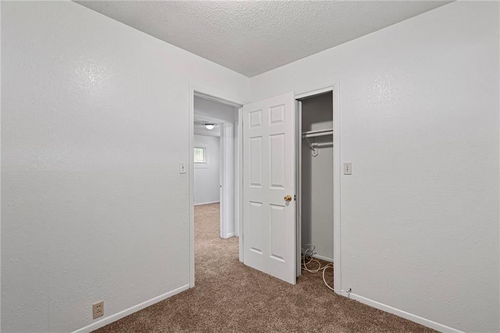 11115 Winchester Avenue — photo 13