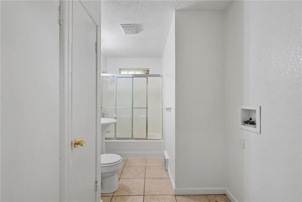 11115 Winchester Avenue — photo 14