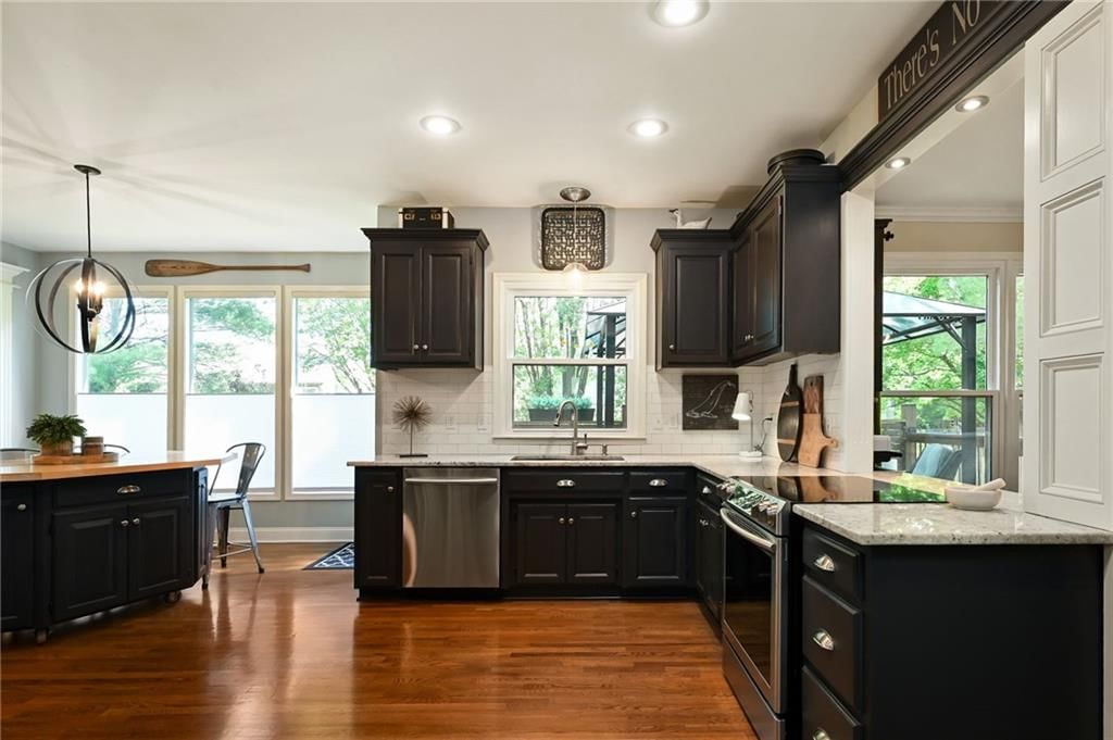 14913 Benson Street — photo 9