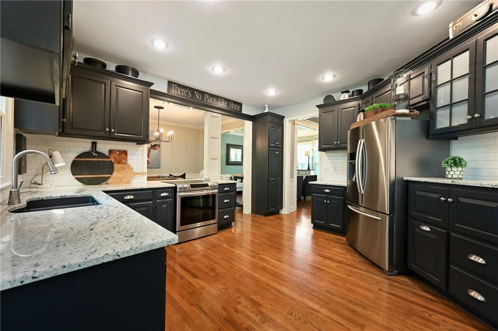 14913 Benson Street — photo 10