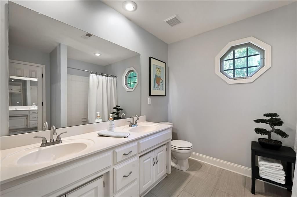 14913 Benson Street — photo 46