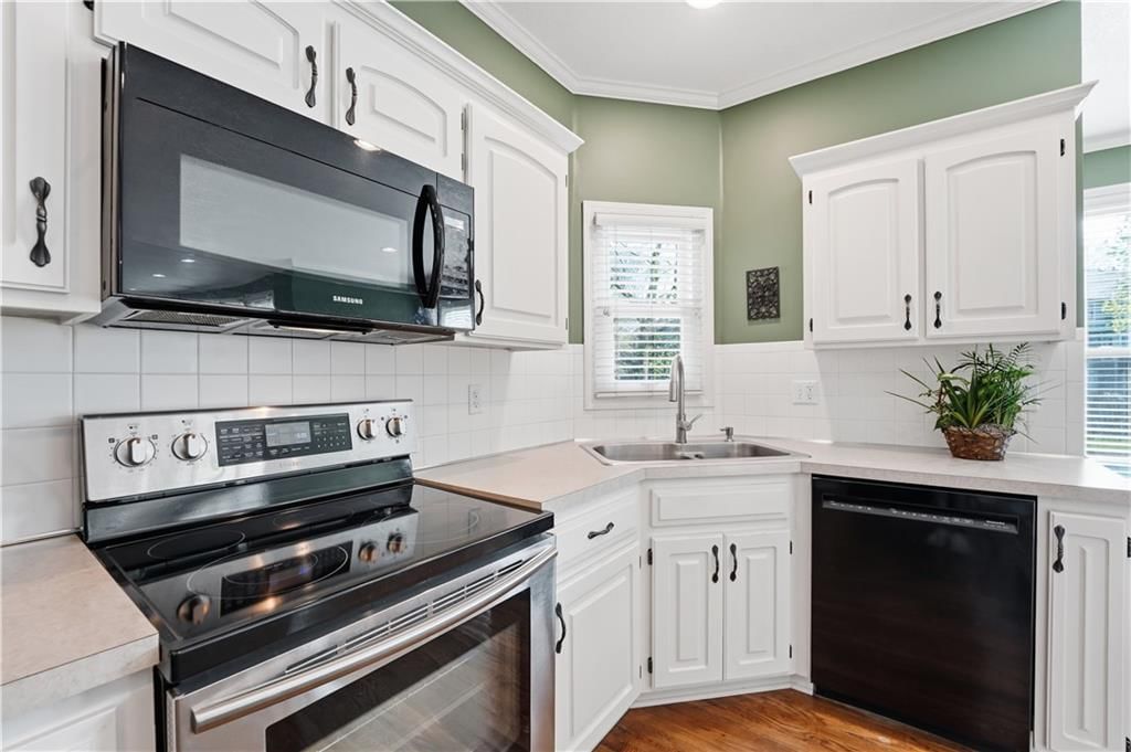 12134 Craig Lane — photo 12