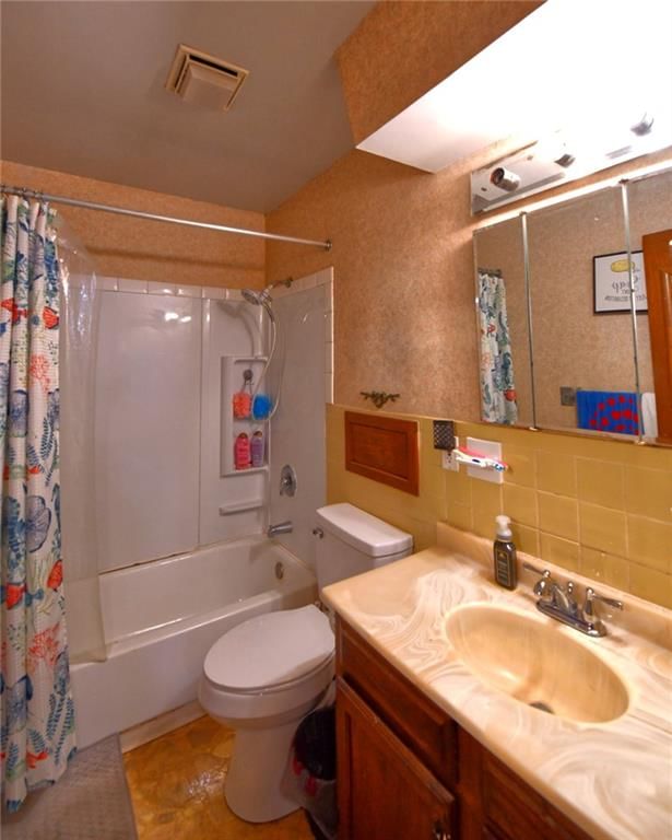 8000 Riverview Avenue — photo 12