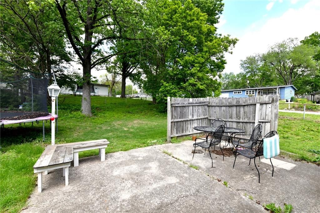 8000 Riverview Avenue — photo 17