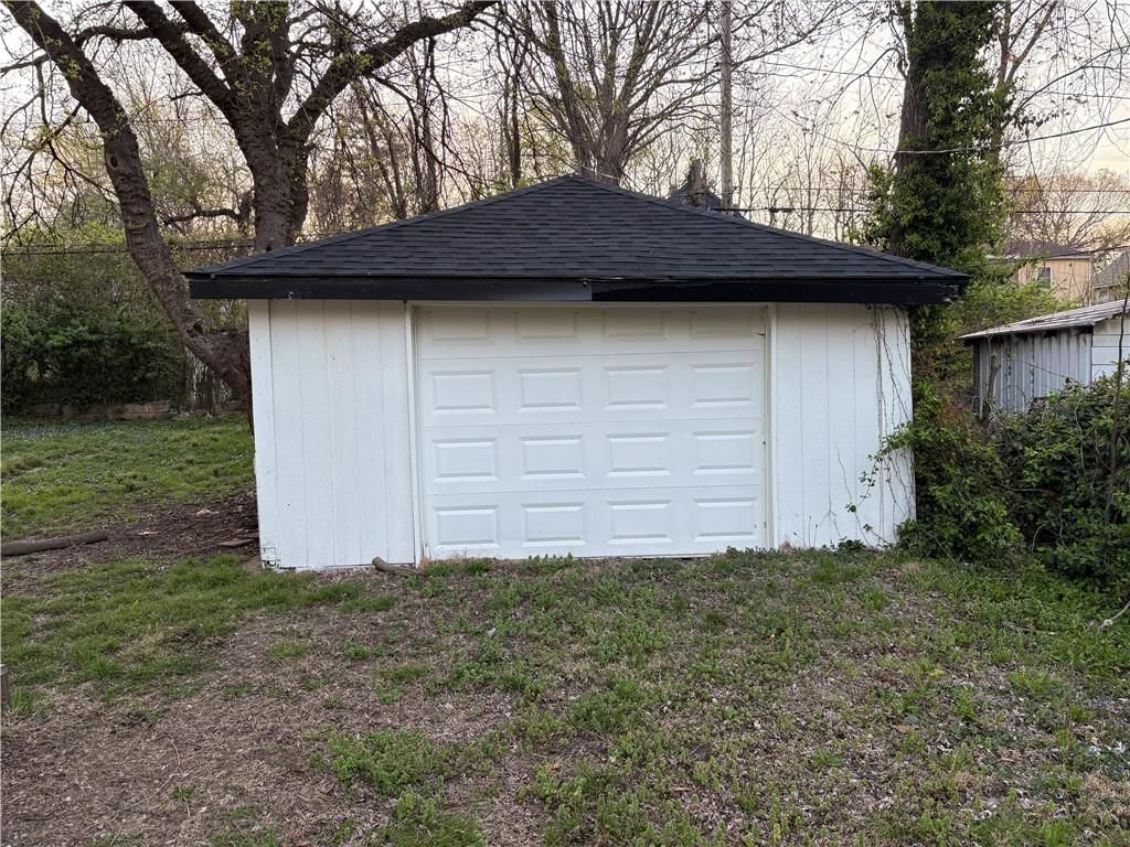 533 Brookside Avenue — photo 12