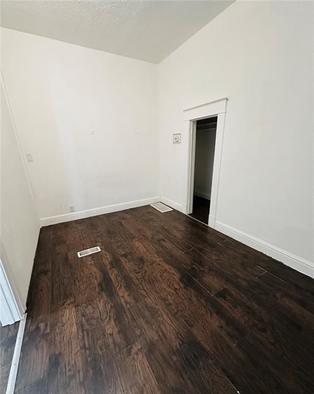 2421-2423 S 11th Street — photo 5