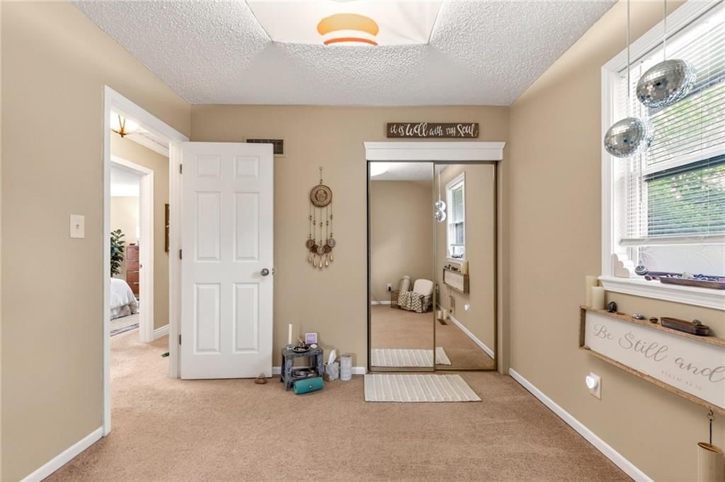 525 NE Noeleen Lane — photo 27