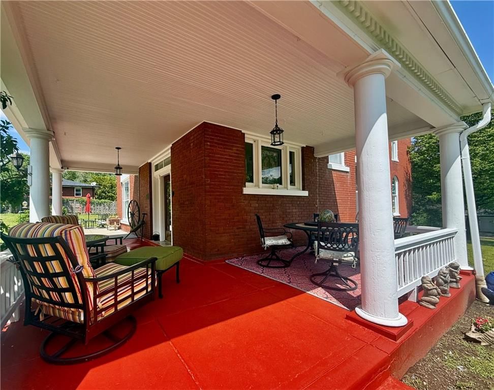 1618 State Street — photo 9
