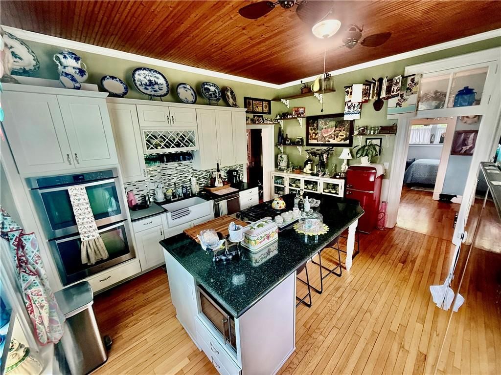 1618 State Street — photo 24