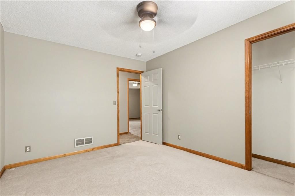 600 SE Saratoga Drive — photo 10