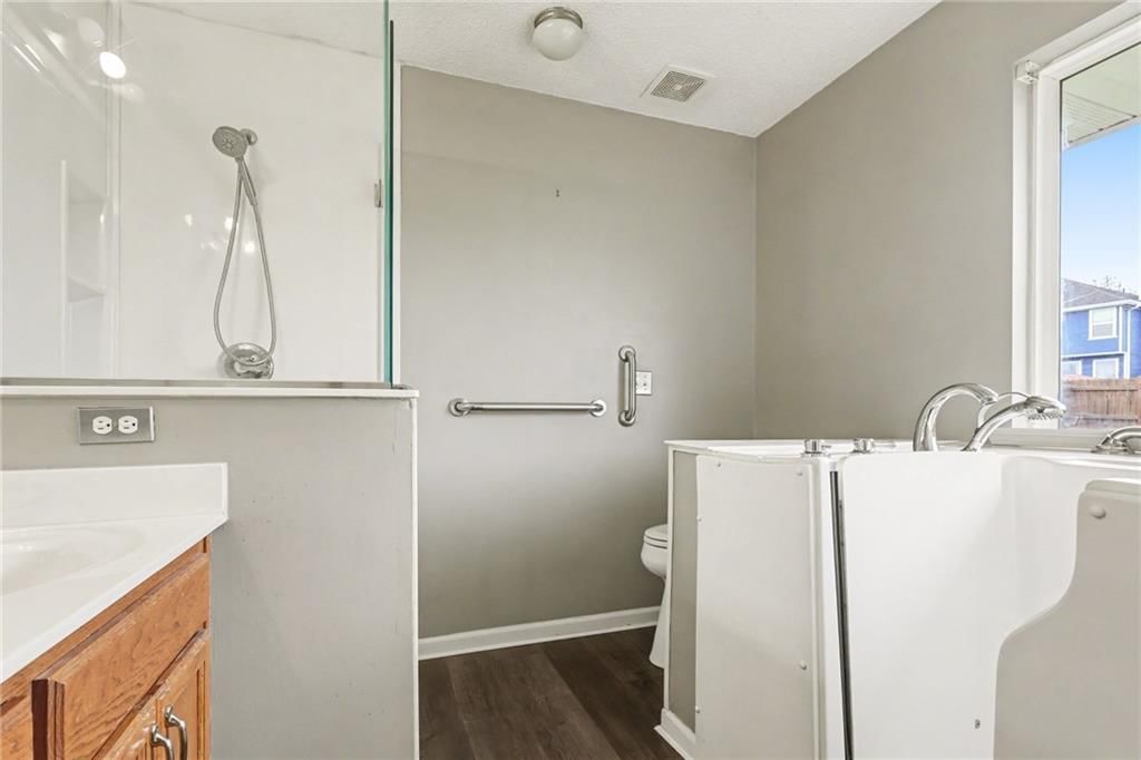 600 SE Saratoga Drive — photo 15