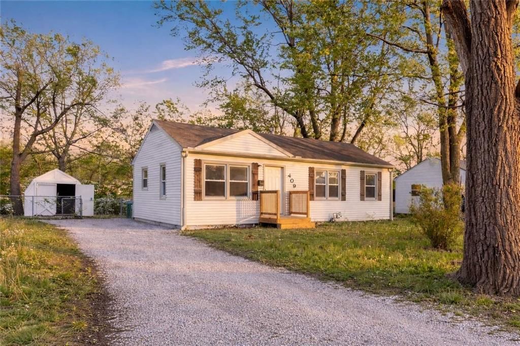 409 Robie Drive, Belton, MO