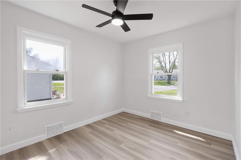409 Robie Drive — photo 12