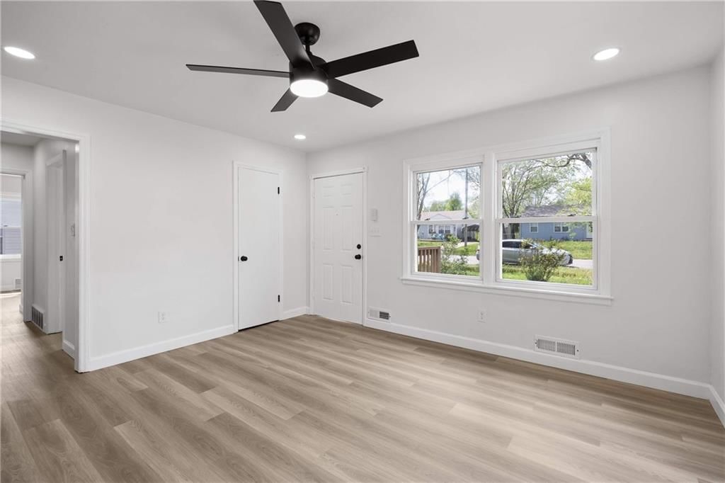 409 Robie Drive — photo 14