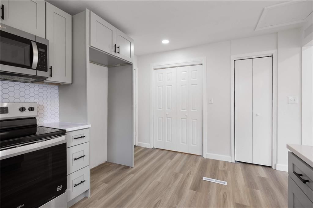 409 Robie Drive — photo 17