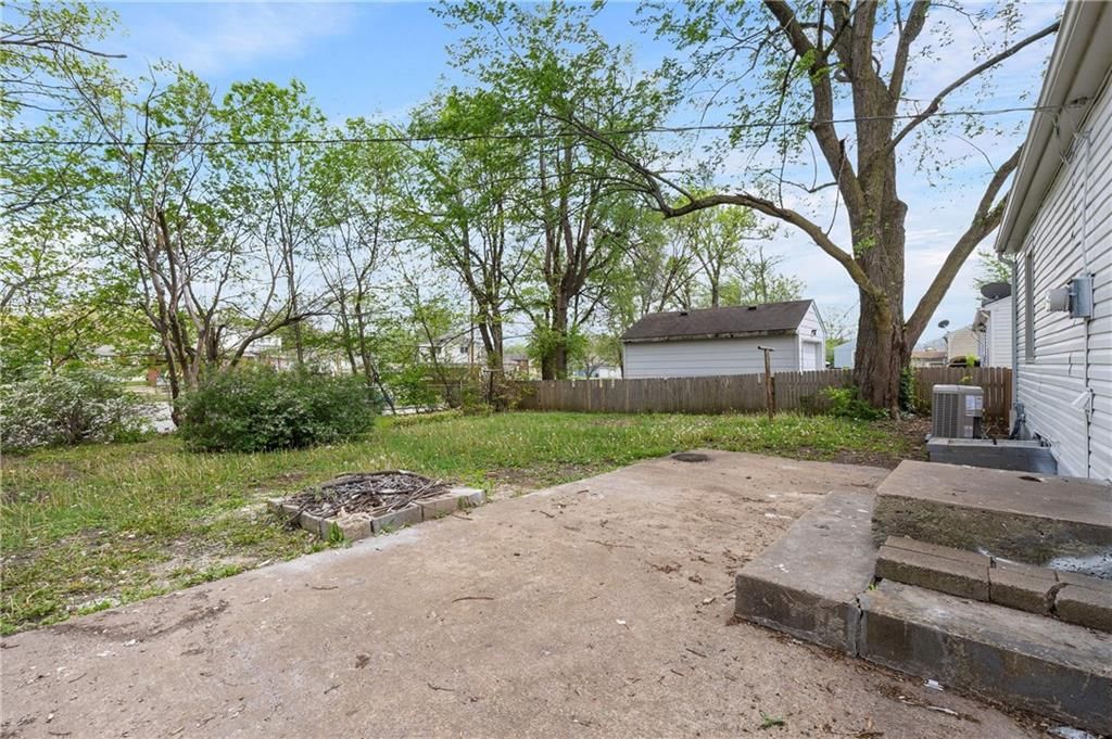 409 Robie Drive — photo 22