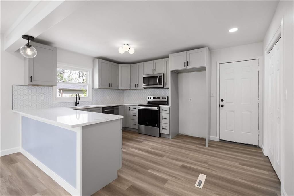 409 Robie Drive — photo 24