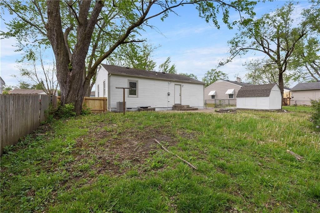 409 Robie Drive — photo 26