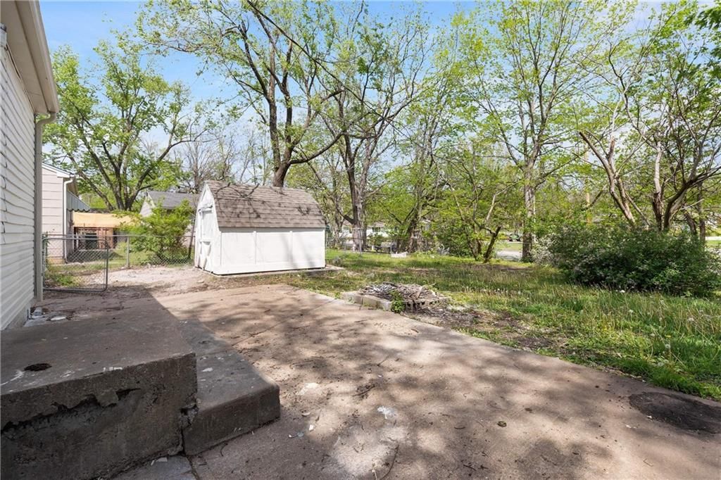 409 Robie Drive — photo 30