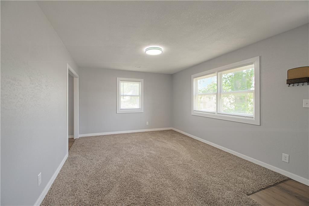 2206 S 34th Street — photo 9