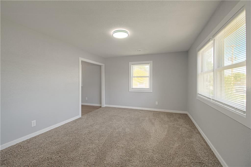 2206 S 34th Street — photo 10