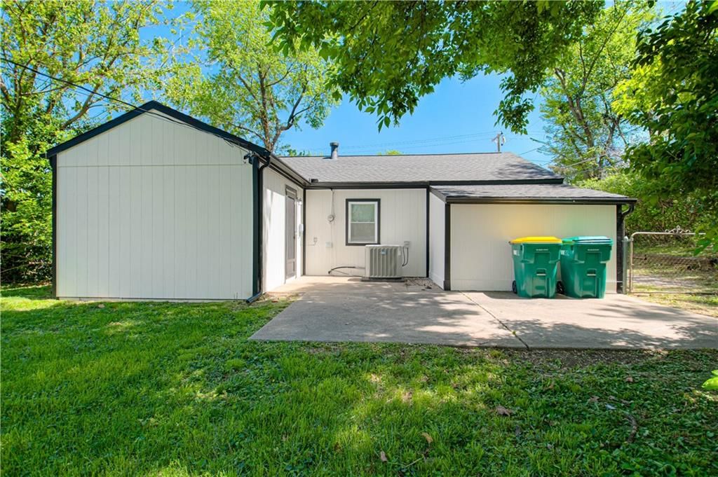2206 S 34th Street — photo 27