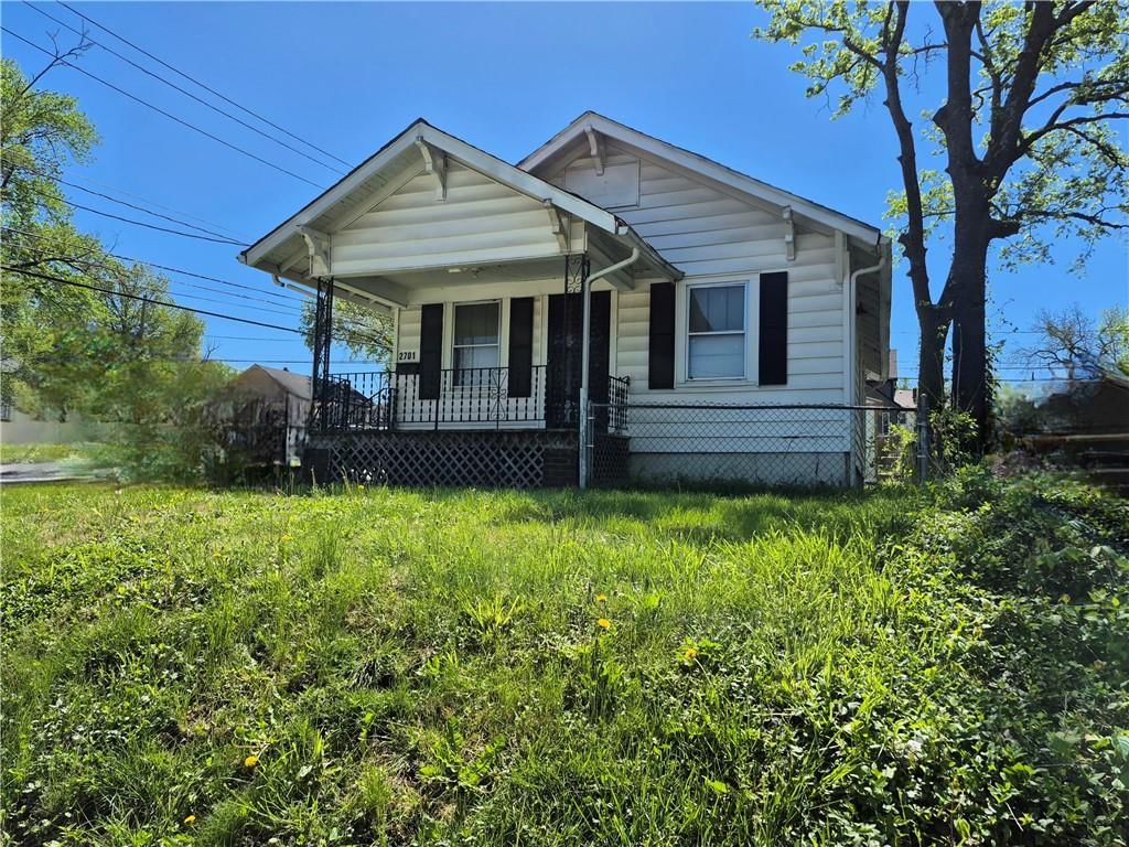 2701 Lafayette Avenue — photo 3