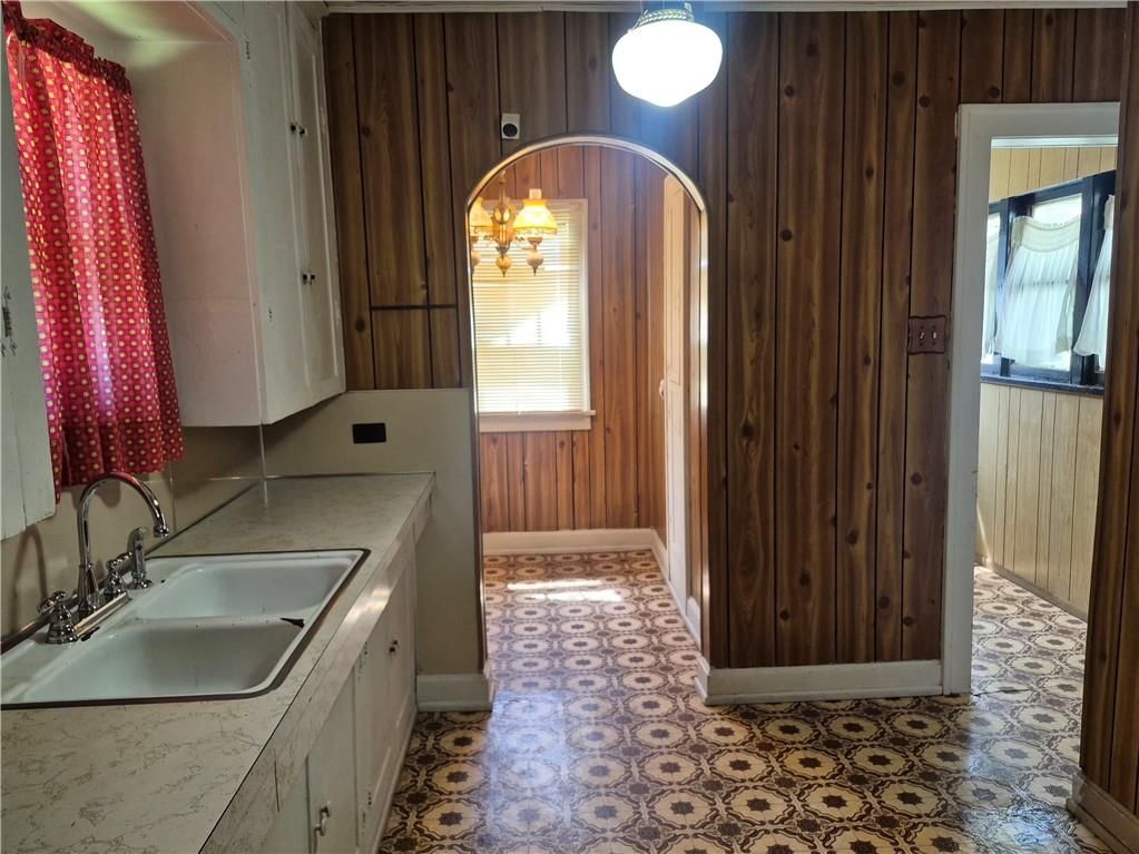 2701 Lafayette Avenue — photo 9