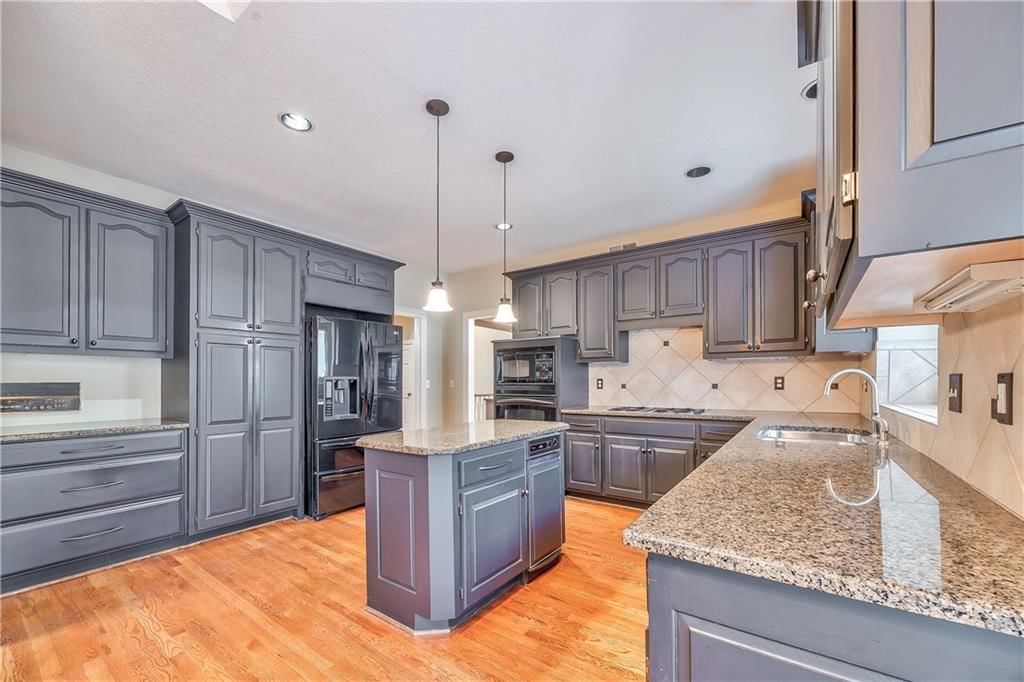 12452 Linden Street — photo 16