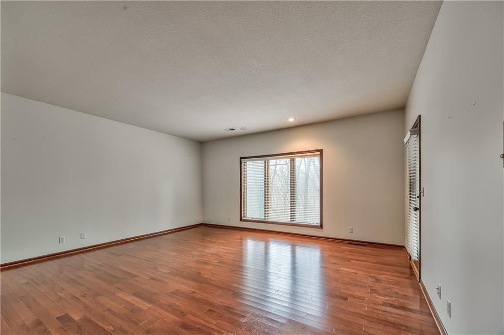 12452 Linden Street — photo 27