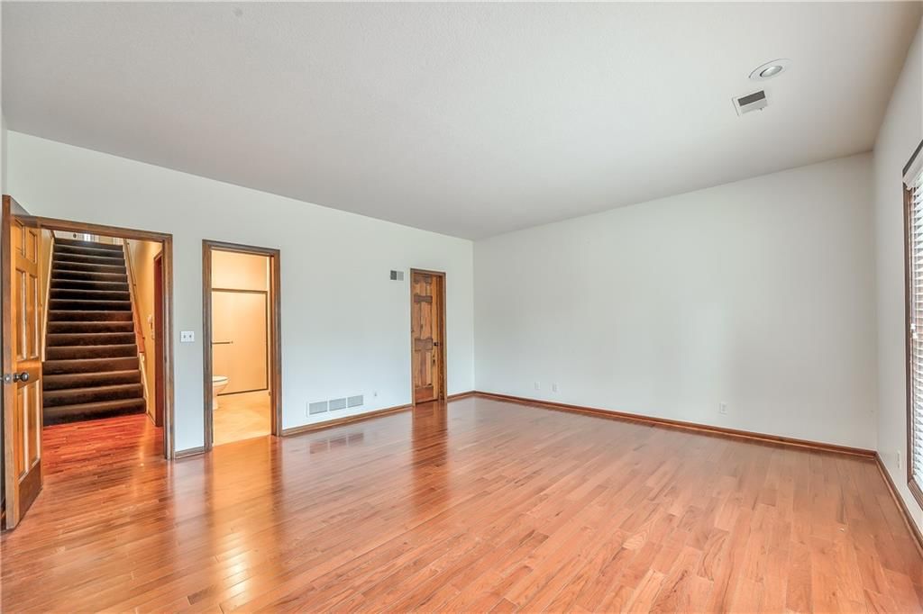 12452 Linden Street — photo 29