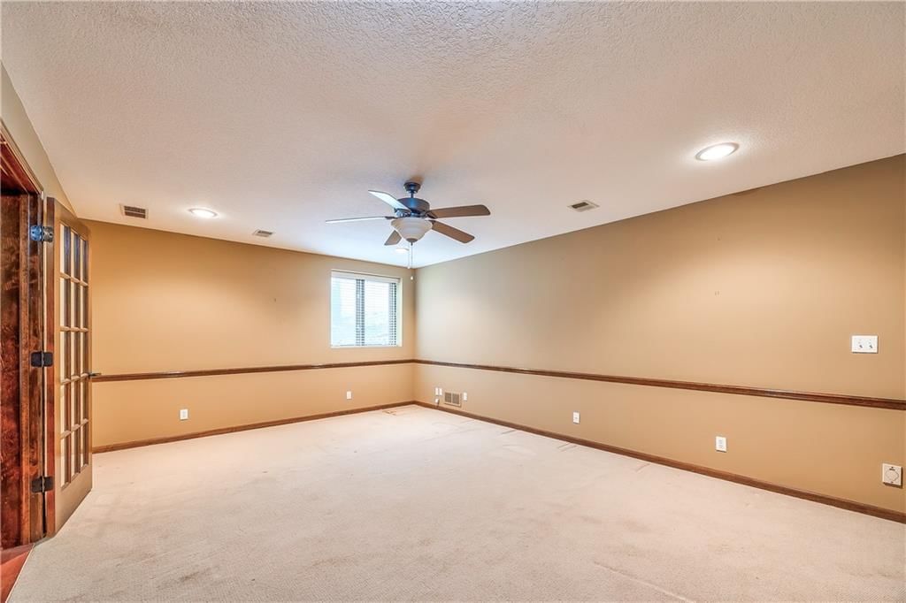 12452 Linden Street — photo 31